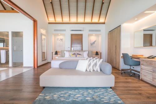 Fushifaru Maldives - 50% off on seaplane roundtrip 04 nights & above in Lhaviyani Atoll Fushifaru Maldives - 50% off on seaplane roundtrip 04 nights & above in Lhaviyani Atoll