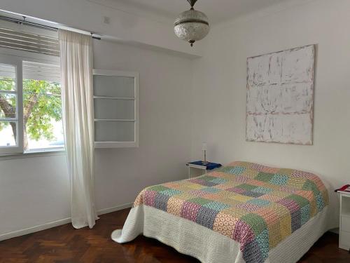 Amplio y renovado departamento