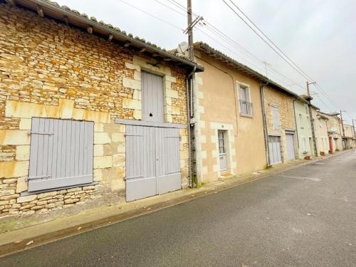 Gîte Richelieu, 3 pièces, 4 personnes - FR-1-381-565 (Gite tout inclus avec jardin privatif, proche centre Richelieu et chateaux de la Loire - FR-1-381-56) in Richelieu Gîte Richelieu, 3 pièces, 4 personnes - FR-1-381-565 (Gite tout inclus avec jardin privatif, proche centre Richelieu et chateaux de la Loire - FR-1-381-56) in Richelieu