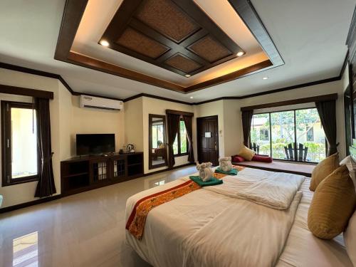 Beach Bungalow at Lanta Resort in Koh Lanta Beach Bungalow at Lanta Resort in Koh Lanta
