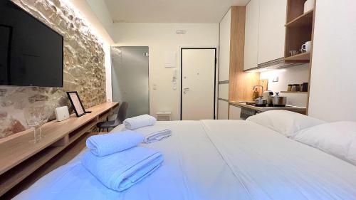 Appianou Studio Never too Small