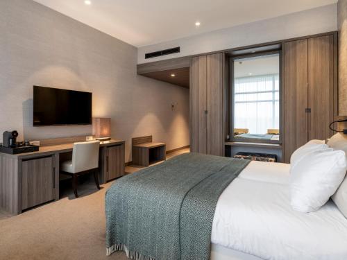 โรงแรมแวน เดอร์ วาลค์ ซโวลเล่ (Van Der Valk Hotel Zwolle) in ซโวล โรงแรมแวน เดอร์ วาลค์ ซโวลเล่ (Van Der Valk Hotel Zwolle) in ซโวล