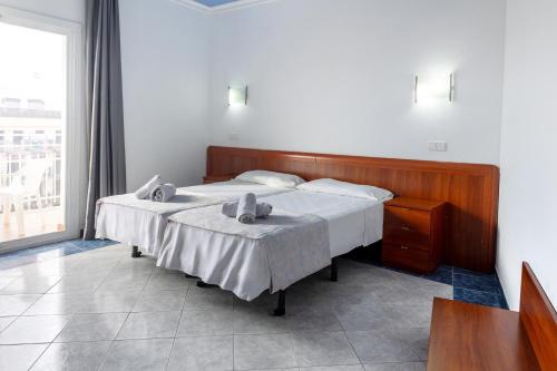 Clipper Affiliated by FERGUS "Youth Recommended" in Lloret De Mar Clipper Affiliated by FERGUS "Youth Recommended" in Lloret De Mar