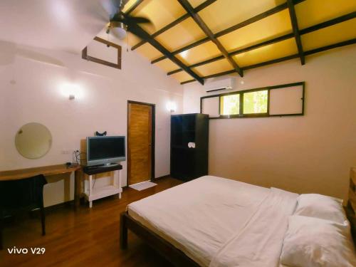 Rene's Diverslounge Resort in Calape Rene's Diverslounge Resort in Calape