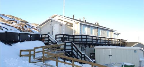 Udvendig, Ilulissat Hostel in Ilulissat Udvendig, Ilulissat Hostel in Ilulissat