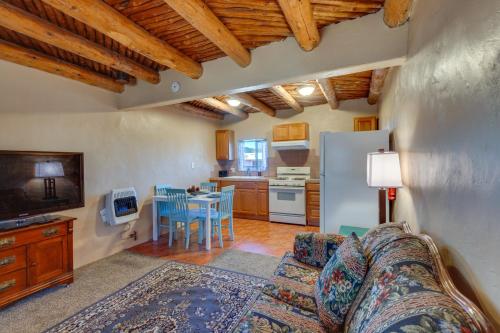 Quiet Mora Hideaway 35 Mi to Angel Fire Resort! in Guadalupita (NM) Quiet Mora Hideaway 35 Mi to Angel Fire Resort! in Guadalupita (NM)