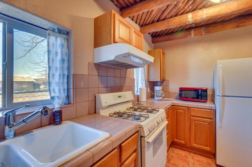 Quiet Mora Hideaway 35 Mi to Angel Fire Resort! in Guadalupita (NM) Quiet Mora Hideaway 35 Mi to Angel Fire Resort! in Guadalupita (NM)