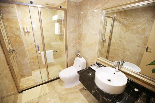 This photo about Guangzhou Zhongbang International Hotel shared on HyHotel.com