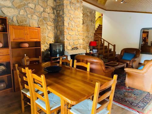 Quinta da Memória Village (Quinta da Memoria Village) in วีมิเยโร (วิเซว) Quinta da Memória Village (Quinta da Memoria Village) in วีมิเยโร (วิเซว)