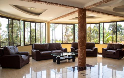 Bar/ Salón, Epashikino Resort & Spa in Lake Elementaita Bar/ Salón, Epashikino Resort & Spa in Lake Elementaita