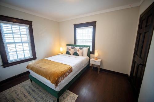 Sunny Retreat near San Diego Zoo, Beach & Downtown