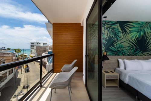 מרפסת, Sea Avenue Hotel in אי סאן טנדרס מרפסת, Sea Avenue Hotel in אי סאן טנדרס