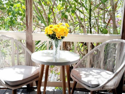 Stunning Cottage with Ocean Views Near Beaches in Cruz Bay Stunning Cottage with Ocean Views Near Beaches in Cruz Bay