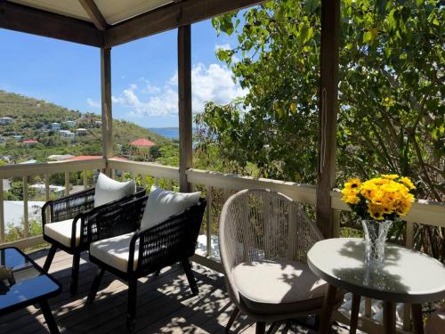 Stunning Cottage with Ocean Views Near Beaches in Cruz Bay Stunning Cottage with Ocean Views Near Beaches in Cruz Bay