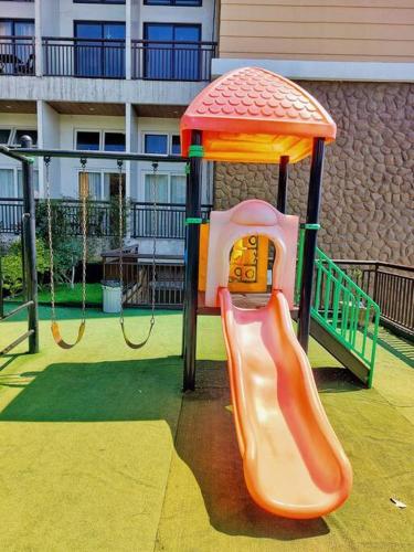 Playground, Evergreen Suites Cozy Baguio Loft Retreat in Bakakeng Playground, Evergreen Suites Cozy Baguio Loft Retreat in Bakakeng
