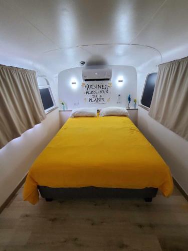 Le Big Bus in Bourail Le Big Bus in Bourail