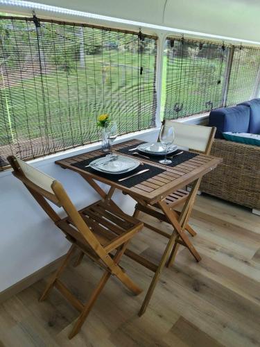 Instalaciones, Le Big Bus in Bourail Instalaciones, Le Big Bus in Bourail