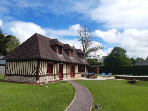 外部景觀, Augettes Longère normande (Augettes Longere normande) in 勒托爾屈埃斯恩 外部景觀, Augettes Longère normande (Augettes Longere normande) in 勒托爾屈埃斯恩