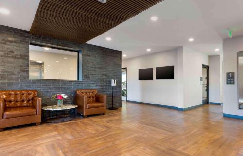 Vestíbulo, Extended Stay America Premier Suites - Phoenix - Chandler - Downtown in Chandler Vestíbulo, Extended Stay America Premier Suites - Phoenix - Chandler - Downtown in Chandler