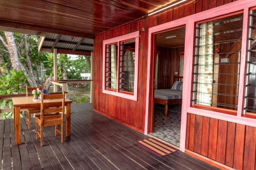 Balcony/terrace, Leleana Resort Kolombangara in Gizo Balcony/terrace, Leleana Resort Kolombangara in Gizo