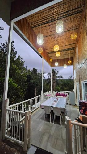 A touch of Pink secret garden resort near Señorita Island A touch of Pink secret garden resort near Señorita Island
