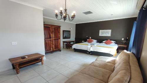 Bird's Nest Guest House in Keetmanshoop Bird's Nest Guest House in Keetmanshoop
