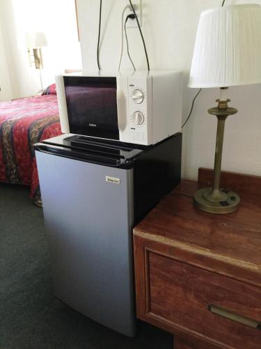 在meiguo.com看到的99 Palms Inn & Suites的介绍图片