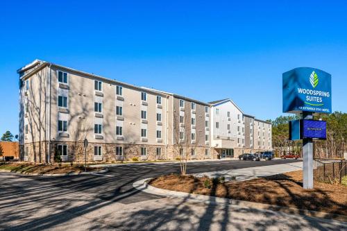 Зовнішній вигляд готелю, WoodSpring Suites Yorktown Newport News in Ньюпорт-Ньюс (Віргінія) Зовнішній вигляд готелю, WoodSpring Suites Yorktown Newport News in Ньюпорт-Ньюс (Віргінія)