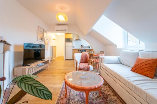 sala de TV, Le Ptit Bohemia - Appt pour 4 à Melun (Le Ptit Bohemia - Appt pour 4 a Melun) in Melun sala de TV, Le Ptit Bohemia - Appt pour 4 à Melun (Le Ptit Bohemia - Appt pour 4 a Melun) in Melun