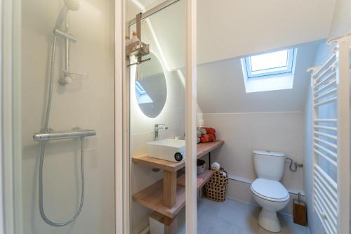 Baño, Le Ptit Bohemia - Appt pour 4 à Melun (Le Ptit Bohemia - Appt pour 4 a Melun) in Melun Baño, Le Ptit Bohemia - Appt pour 4 à Melun (Le Ptit Bohemia - Appt pour 4 a Melun) in Melun