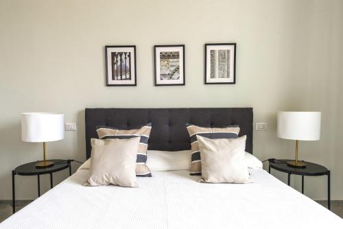 Hostly-Keith Haring Vista House