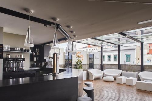 Balkonas / terasa, Hotel Silken Gran Teatro in Burgos Miesto Centras Balkonas / terasa, Hotel Silken Gran Teatro in Burgos Miesto Centras