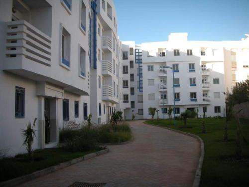 Appartement SEULEMENT POUR FAMILLE 10 minutes de la plage Parking gratuit in 벤세르고 Appartement SEULEMENT POUR FAMILLE 10 minutes de la plage Parking gratuit in 벤세르고