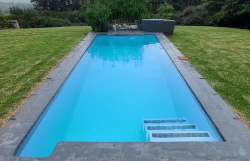 Swimming pool, 9 Stoney Way Cottage in Kwazulu Natal Swimming pool, 9 Stoney Way Cottage in Kwazulu Natal