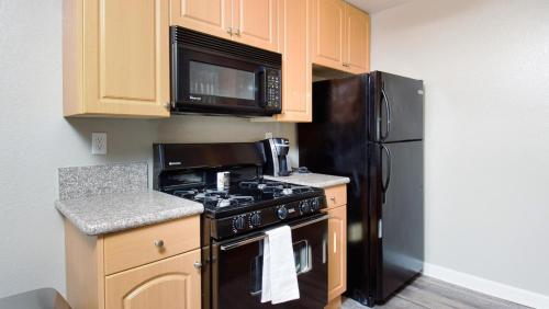 Landing Modern Apartment with Amazing Amenities (ID8118X32) in Temecula (CA) Landing Modern Apartment with Amazing Amenities (ID8118X32) in Temecula (CA)
