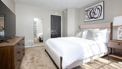 Landing Modern Apartment with Amazing Amenities (ID8118X32) in Temecula (CA) Landing Modern Apartment with Amazing Amenities (ID8118X32) in Temecula (CA)