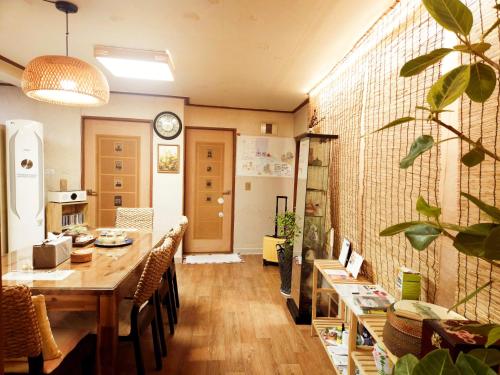 Lydia Craft Guesthouse in Gwanghwamun Lydia Craft Guesthouse in Gwanghwamun