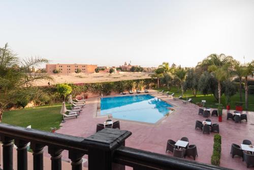 Zwembad, Ibis Marrakech Palmeraie in Marrakech Zwembad, Ibis Marrakech Palmeraie in Marrakech