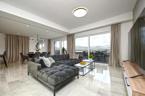 Penthouse z basenem i widokiem na morze in Okrug Gornji Penthouse z basenem i widokiem na morze in Okrug Gornji