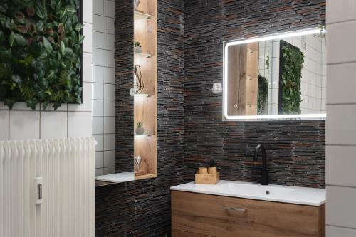 浴室, 1-4 Gaste Wohnung W-Lan, Netflix, Amazon, Parken, Arbeitsplatz, 24h Check in ,Vollausgestattet Kuche in 達特爾恩 浴室, 1-4 Gaste Wohnung W-Lan, Netflix, Amazon, Parken, Arbeitsplatz, 24h Check in ,Vollausgestattet Kuche in 達特爾恩