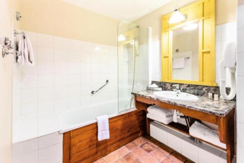 Badezimmer, Résidence Les Arcs 1950 Le Village - maeva Home - 2 pièces 4 pers Sélection MAE-5872 (Residence Les Arcs 1950 Le Village - maeva Home - 2 pieces 4 pers Selection MAE-5872) in Bourg-Saint-Maurice Badezimmer, Résidence Les Arcs 1950 Le Village - maeva Home - 2 pièces 4 pers Sélection MAE-5872 (Residence Les Arcs 1950 Le Village - maeva Home - 2 pieces 4 pers Selection MAE-5872) in Bourg-Saint-Maurice