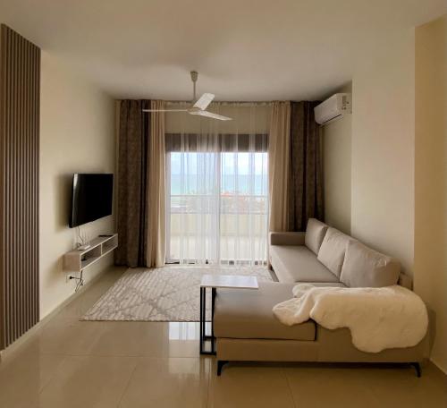 Aktivity, Nahr Ibrahim Suite in Halat Aktivity, Nahr Ibrahim Suite in Halat