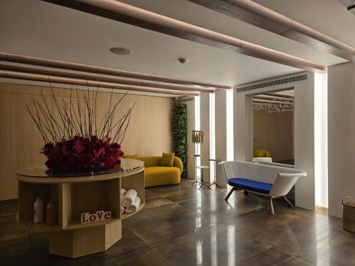 Maximus Hotel Byblos in Byblos (Jbeil) Maximus Hotel Byblos in Byblos (Jbeil)