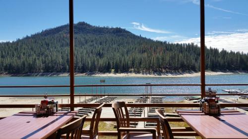 Facilities, The Pines Resort & Conference Center in Bass Lake (CA) Facilities, The Pines Resort & Conference Center in Bass Lake (CA)