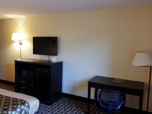 在meiguo.com看到的Ahoskie Inn的介绍图片