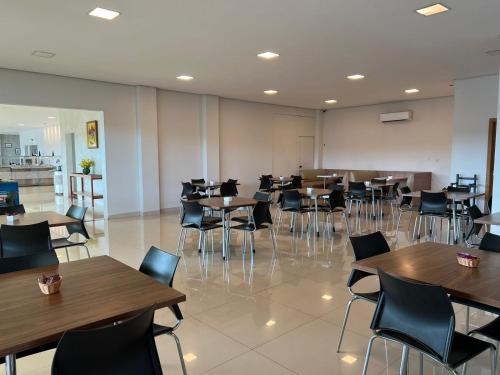 餐廳, Hotel PetroShop in 帕爾馬斯 餐廳, Hotel PetroShop in 帕爾馬斯