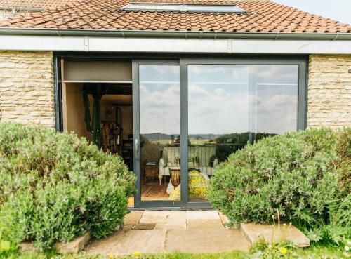 Romantic Country Annex With Views - 10 min to Bath in Wick Romantic Country Annex With Views - 10 min to Bath in Wick