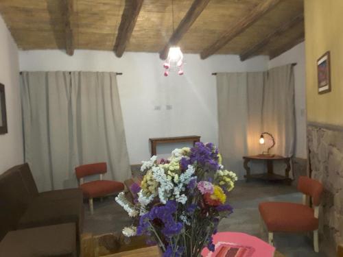 4 ELEMENTOS in Уакалера 4 ELEMENTOS in Уакалера