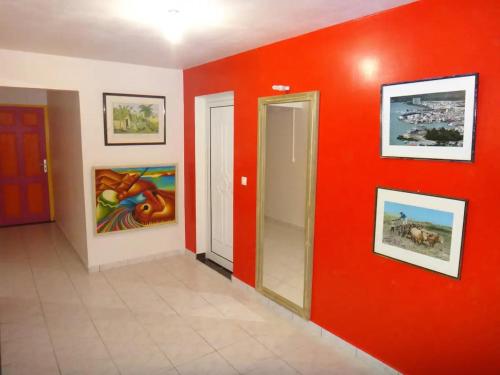 Удобства, VILLA PARADIS DES COULEURS - Suite Blue Ultramarine in Berard Удобства, VILLA PARADIS DES COULEURS - Suite Blue Ultramarine in Berard