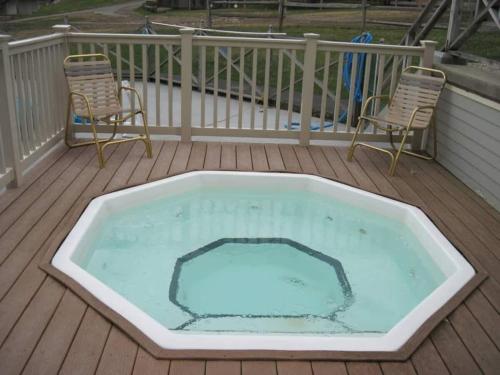 WOW-New Ski OnOff Suite By Pool Sleeps 4 Jiminy Pk in Hancock (MA) WOW-New Ski OnOff Suite By Pool Sleeps 4 Jiminy Pk in Hancock (MA)